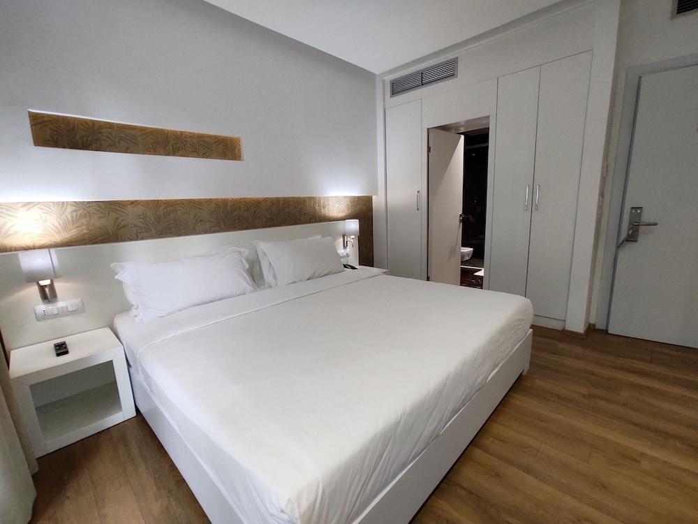 Prestige Resort Durres Qerret Dış mekan fotoğraf