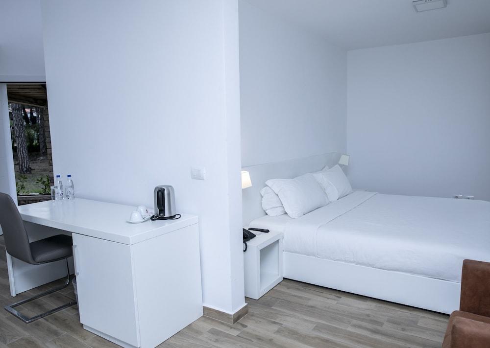 Prestige Resort Durres Qerret Dış mekan fotoğraf